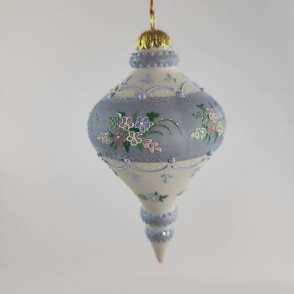 Vintage Rhyn Rivet Ivory White and Blue Christmas Ornament - Picture 1 of 4